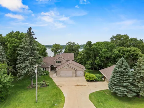 5017 Imhoff Avenue Sw, Howard Lake, MN 55349
