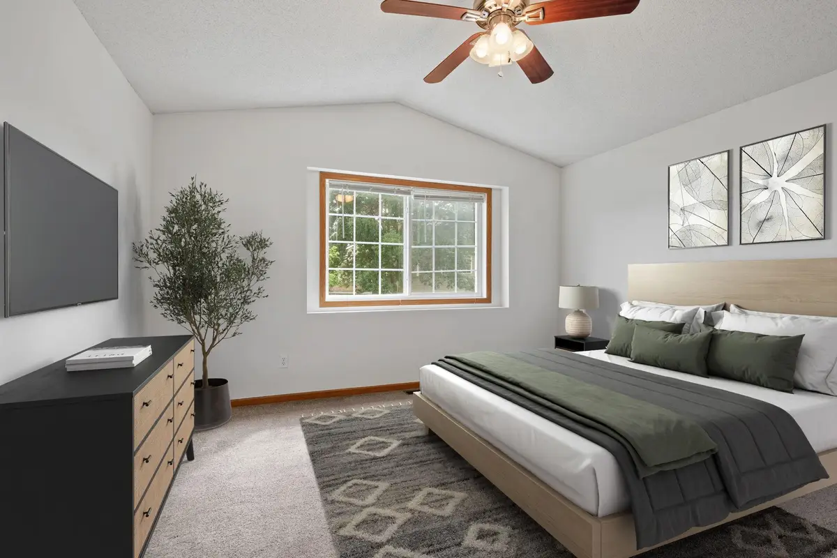 6276 158th Street W, Apple Valley, MN 55124 - #1