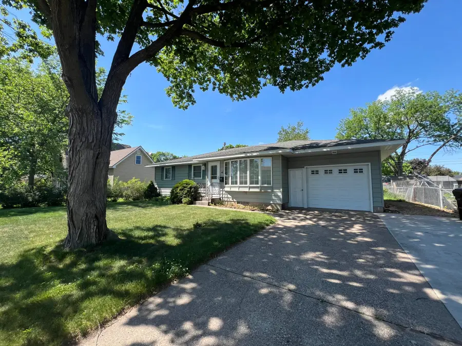 410 14th Street W, Hastings, MN 55033 - #3