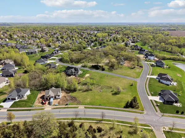 2745 General Sieben Drive, Hastings, MN 55033