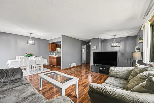 9209 Dartford Road, Saint Paul, MN 55125