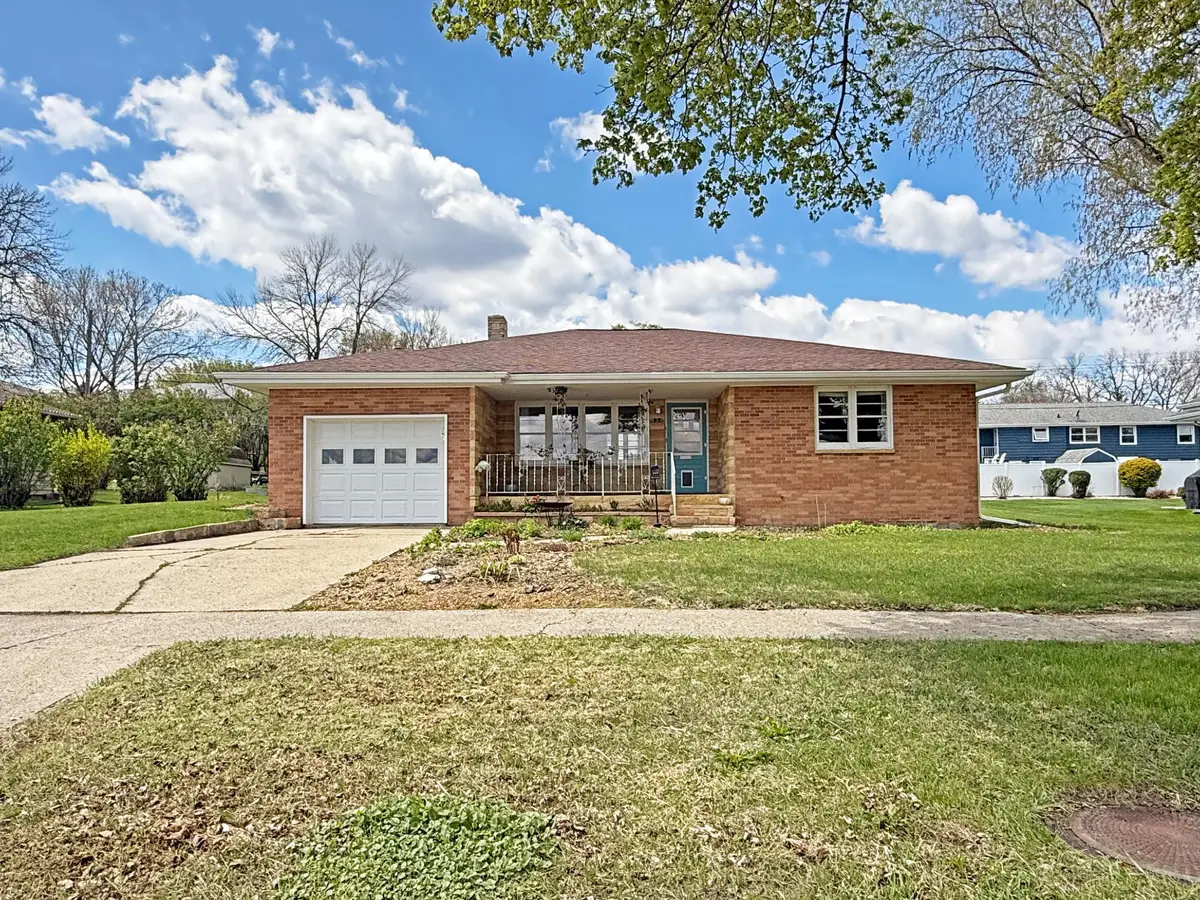 834 S Orient Street, Fairmont, MN 56031 - #1