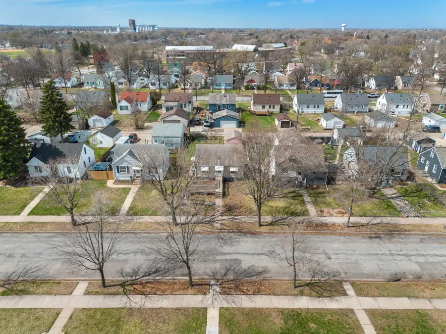 5021 Camden Avenue N, Minneapolis, MN 55430 - #3