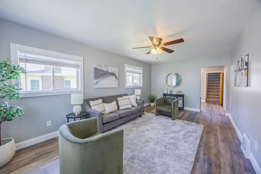 1076 Wilson Avenue, Saint Paul, MN 55106 - #3