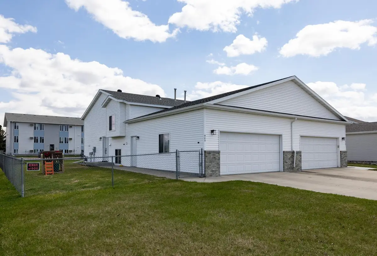 905 11th Street W, West Fargo, ND 58078 - #1