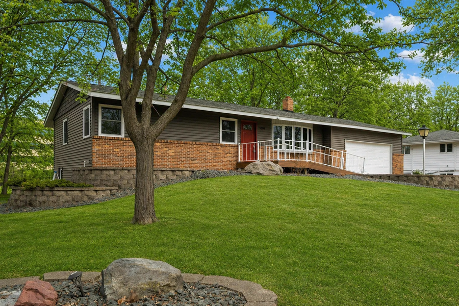 11004 Oak Knoll Terrace N, Hopkins, MN 55305 - #2