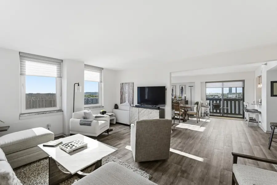 220 Broadway Avenue S #1104, Rochester, MN 55904 - #2