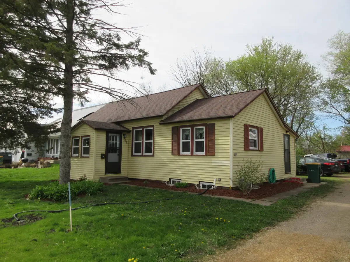 507 Fir Avenue Nw, Montgomery, MN 56069 - #1