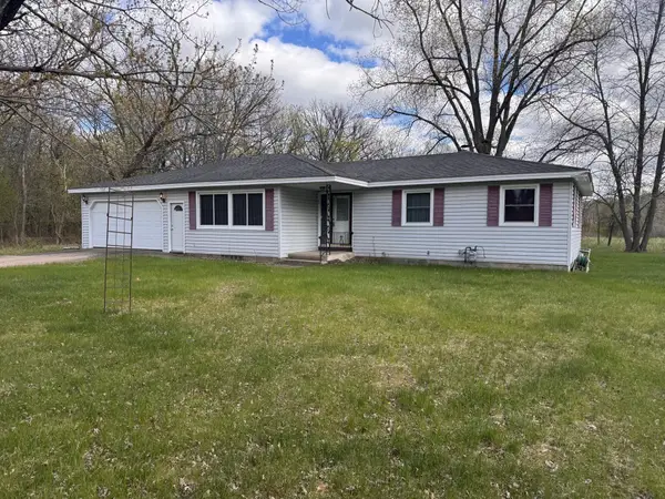 2400 208th Lane Nw, Oak Grove, MN 55011