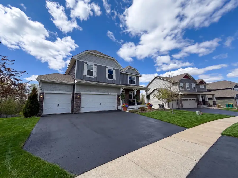 15220 Edgewood Avenue, Savage, MN 55378 - #2