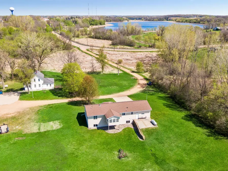 505 3rd Avenue Se, Young America, MN 55397 - #2