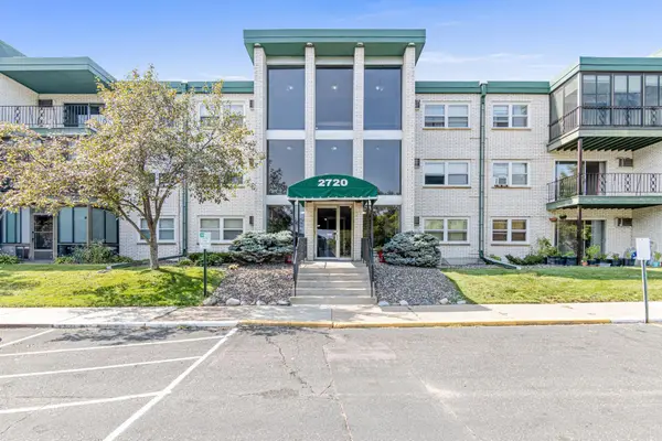 2720 Dale Street N #C207, Roseville, MN 55113