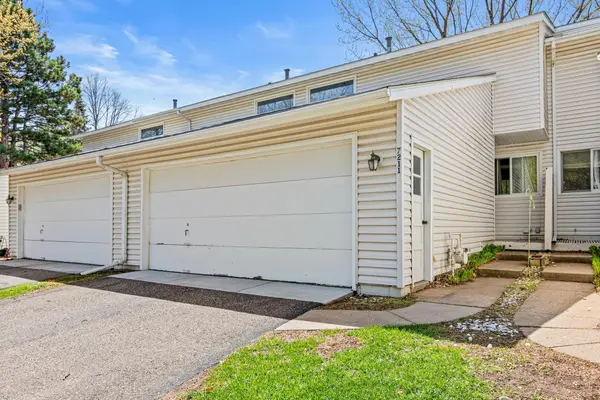 7211 Perry Court E, Brooklyn Center, MN 55429