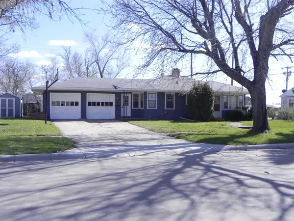 411 5th Avenue S, Wahpeton, ND 58075