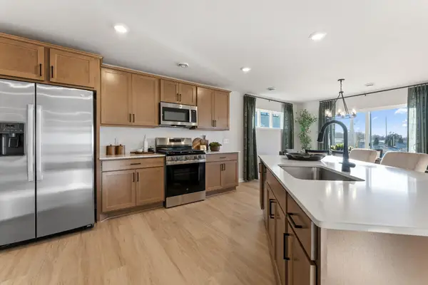 1036 Adamstown Drive, Rosemount, MN 55068