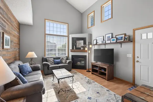 1701 Elm Street, Saint Paul, MN 55110