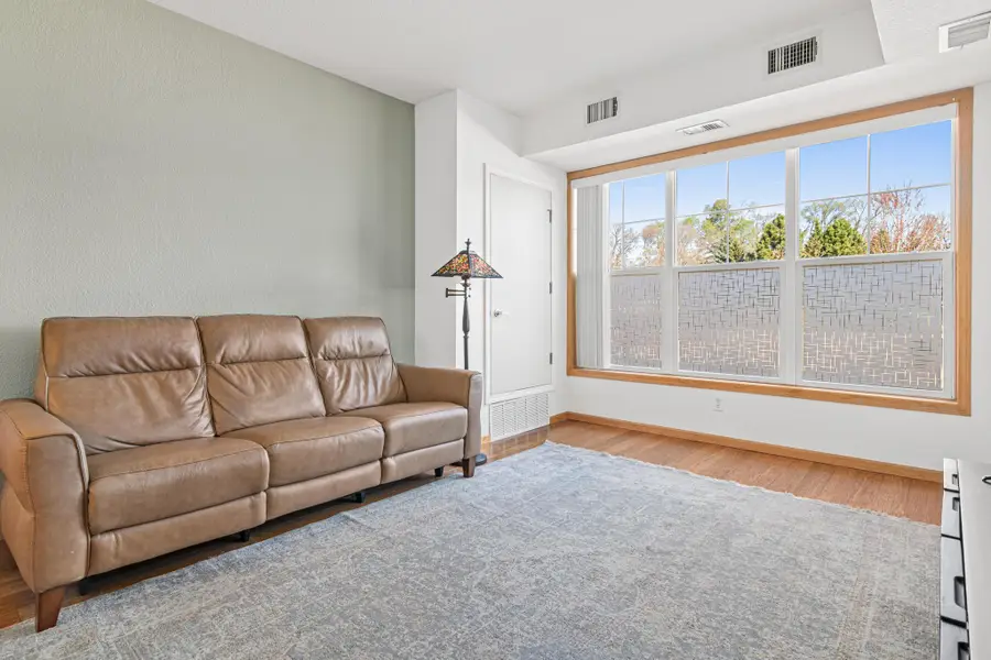 1800 Graham Avenue #121, Saint Paul, MN 55116 - #3