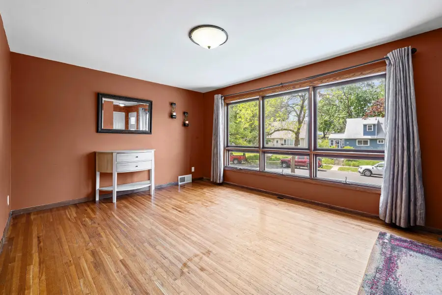141 Westchester Drive, Saint Paul, MN 55118 - #3