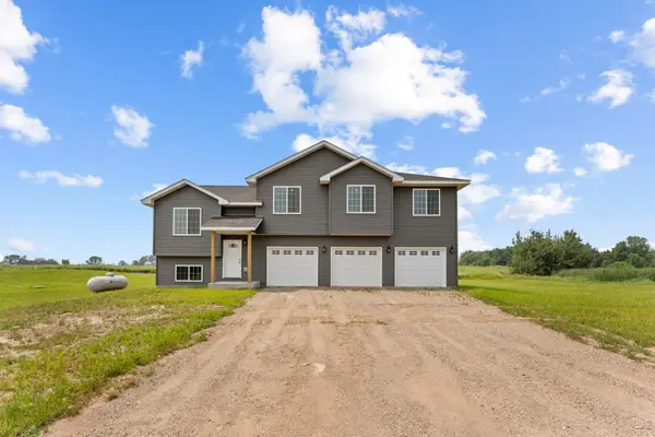 16780 Eagle Ridge Circle, Pine City, MN 55063