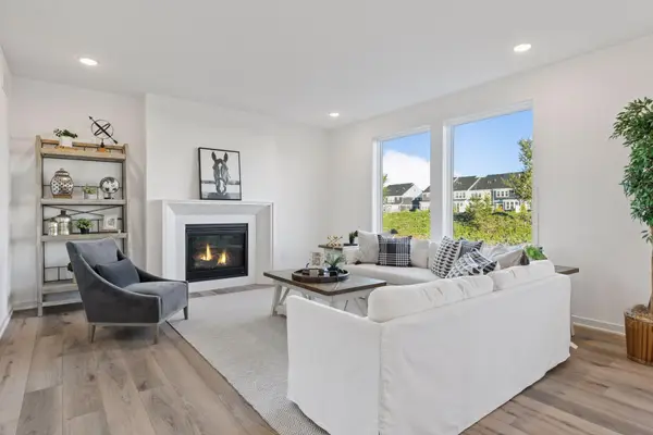 10157 Blackmoor Road, Saint Paul, MN 55129