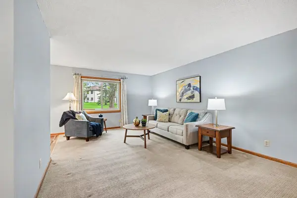 4324 Buckingham Court, Saint Paul, MN 55127