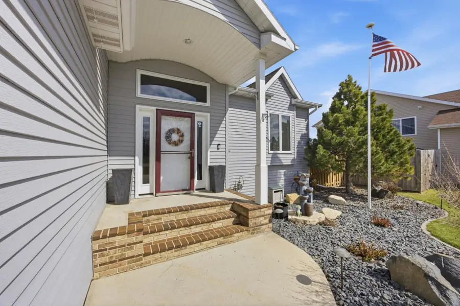 3644 Taylor Street S, Fargo, ND 58104 - #3