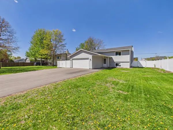 9380 Hale Avenue S, Cottage Grove, MN 55016