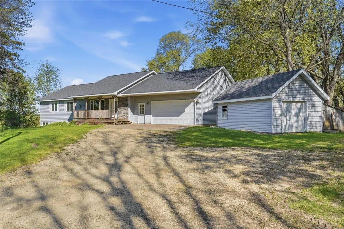 2072 30th Avenue, Baldwin, WI 54002 - #1