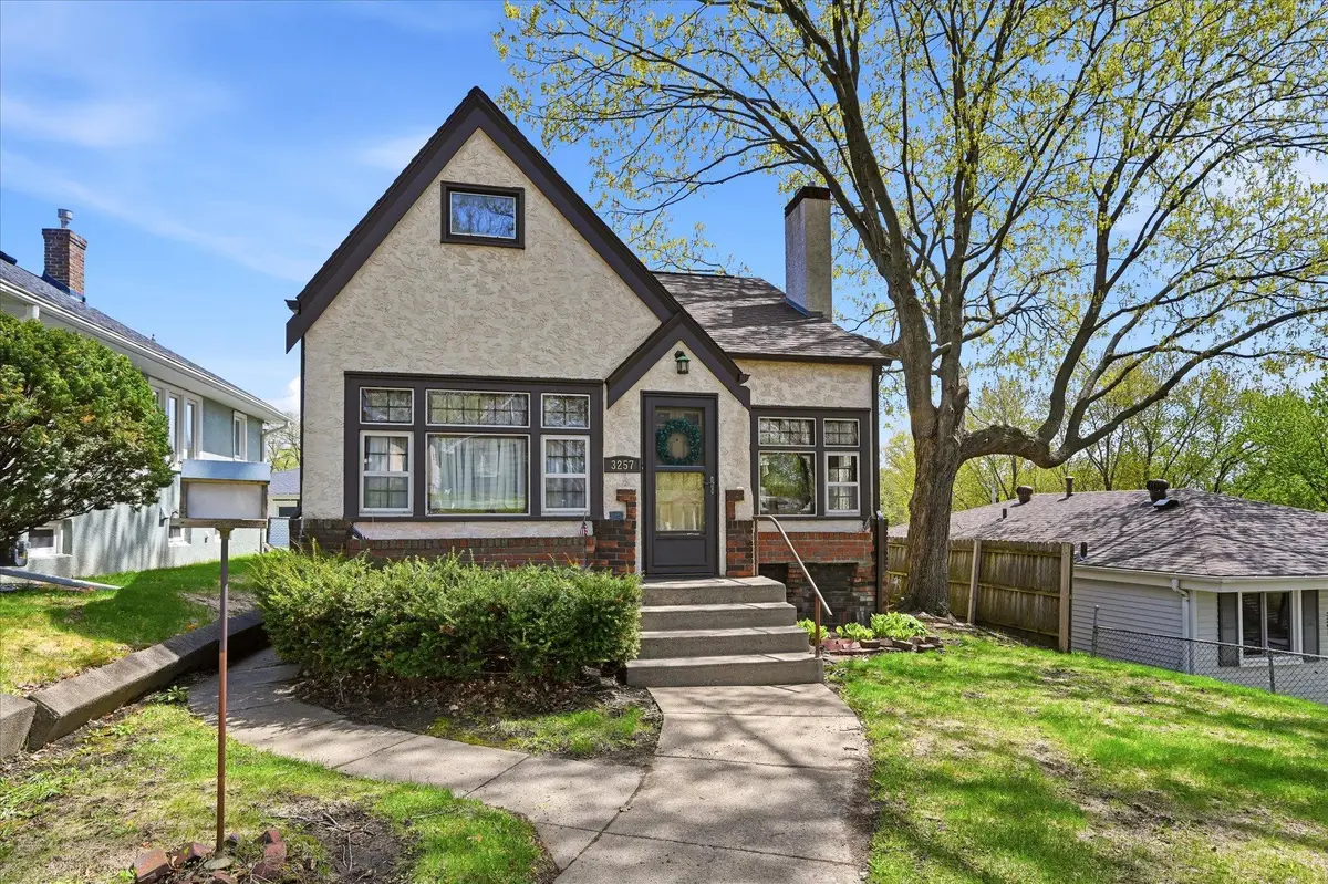 3257 Hayes Street Ne, Minneapolis, MN 55418 - #1