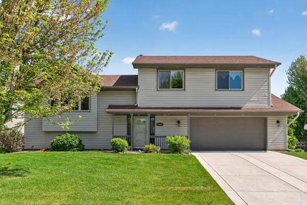 2287 Helmo Court N, Saint Paul, MN 55128