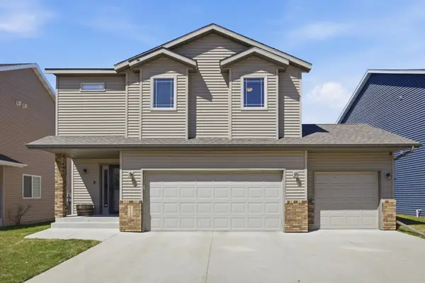 6219 55th Avenue S, Fargo, ND 58104