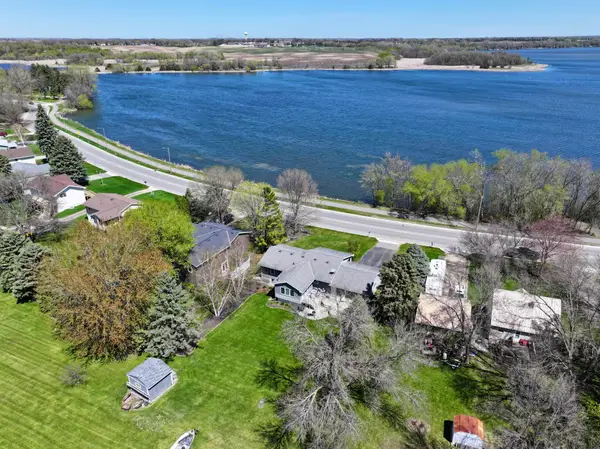 2209 Gorton Avenue Nw, Willmar, MN 56201
