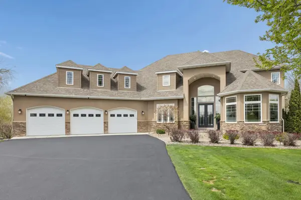 23840 Prairie Court, Belle Plaine, MN 56011