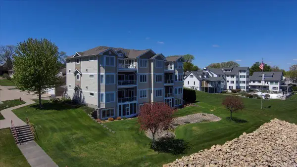 200 E Michigan Street #1, Lake City, MN 55041