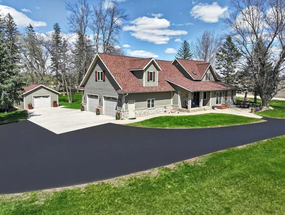 1608 E Lake Jessie Road Se, Alexandria, MN 56308 - #1