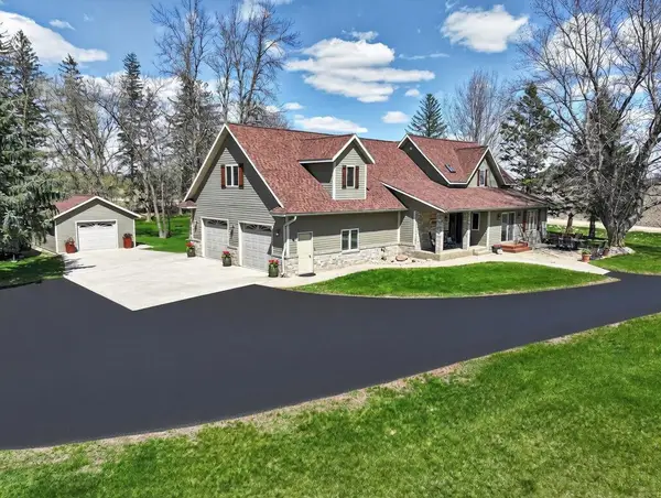 1608 E Lake Jessie Road Se, Alexandria, MN 56308