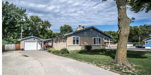 1000 8th Street, Farmington, MN 55024