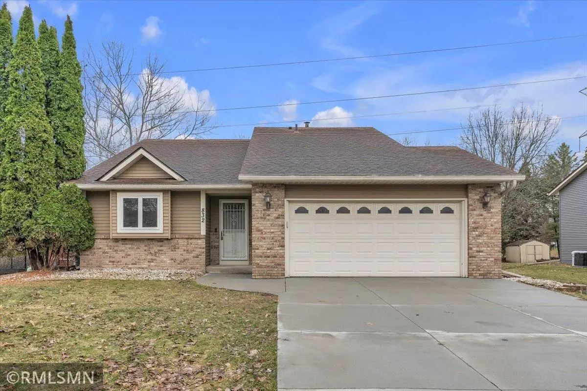 832 Aspen Circle, Saint Paul, MN 55109 - #1