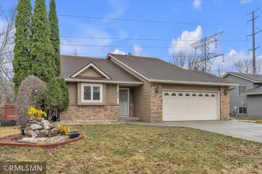 832 Aspen Circle, Saint Paul, MN 55109 - #2