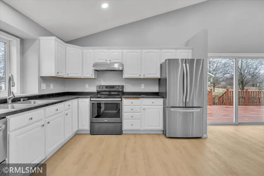 832 Aspen Circle, Saint Paul, MN 55109 - #3