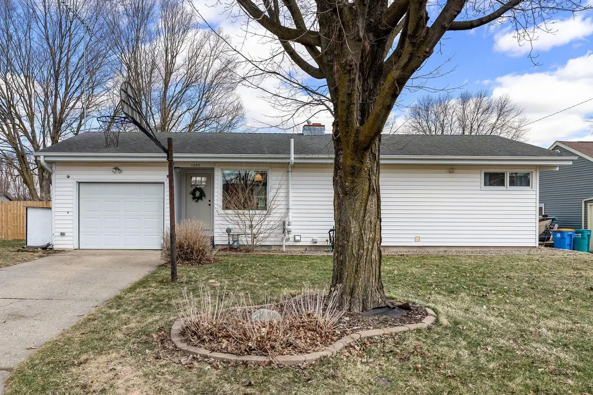 1045 10th Avenue Ne, Owatonna, MN 55060 - #1