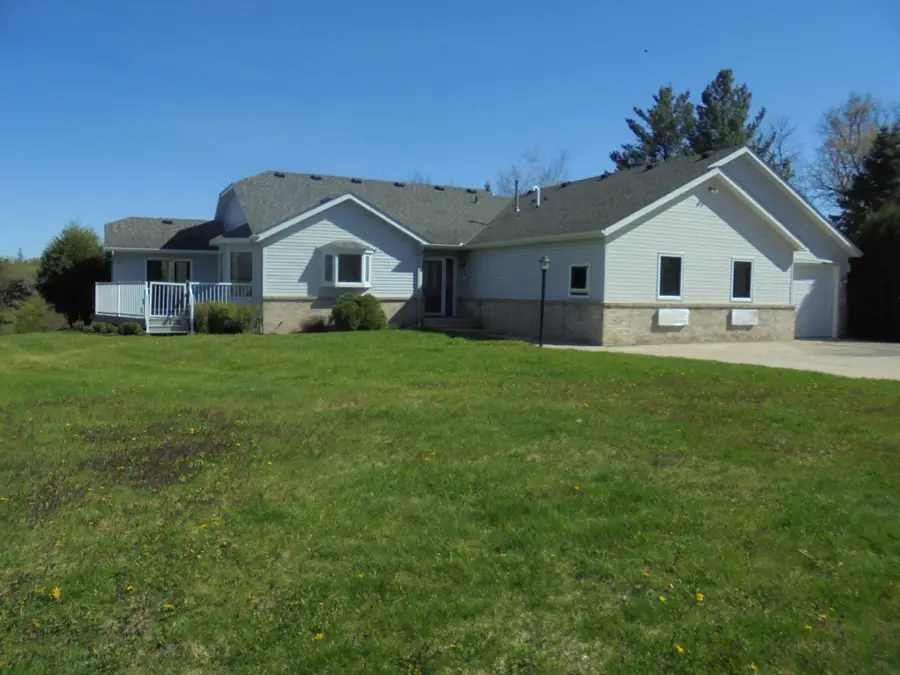 101 Northridge Drive, Kenyon, MN 55946 - #3