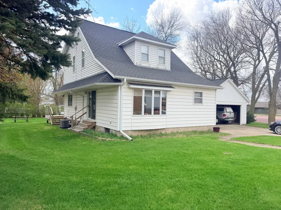 451 Paul Avenue, Lake Wilson, MN 56151 - #2