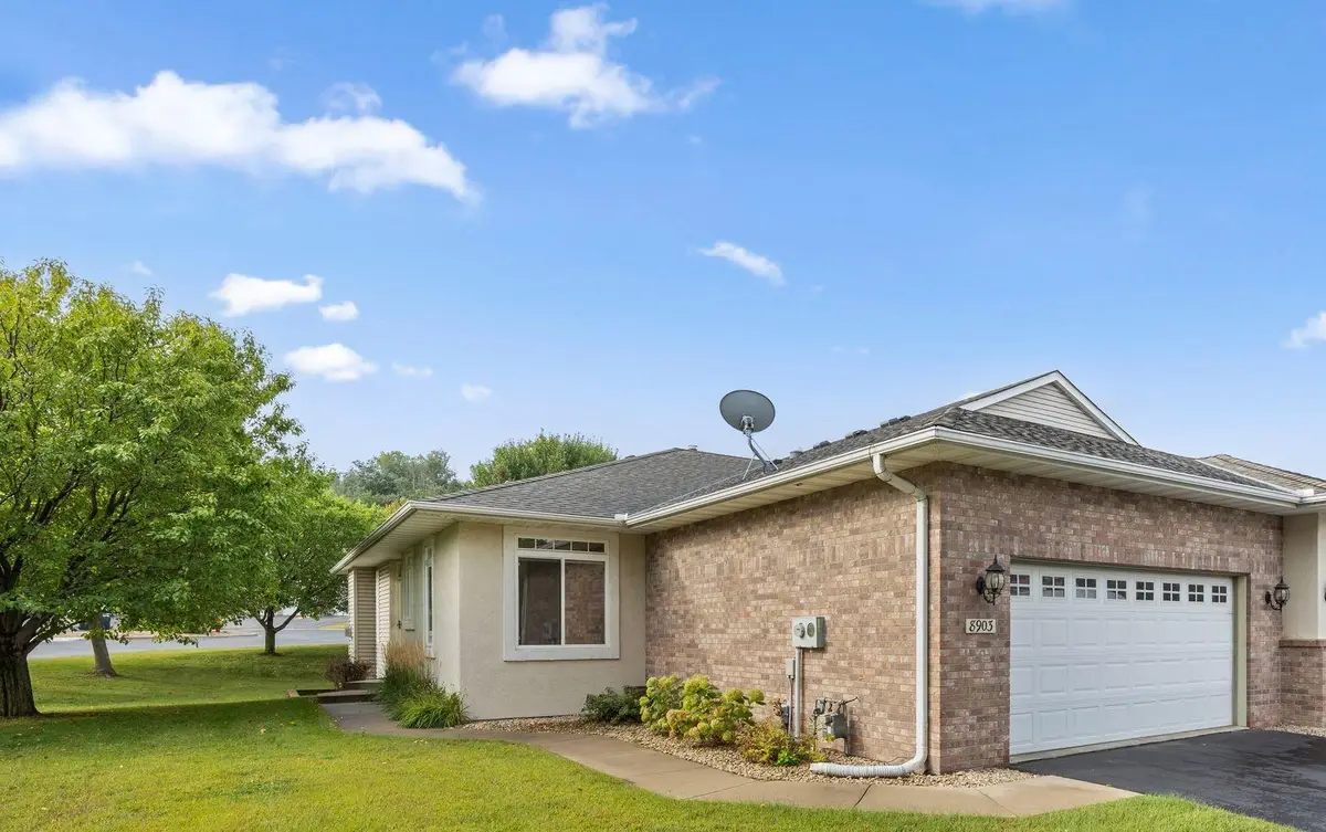 8903 Preserve Trail, Savage, MN 55378 - #1