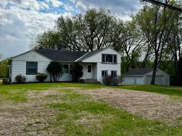 10715 Old County Road 15, Minneapolis, MN 55441