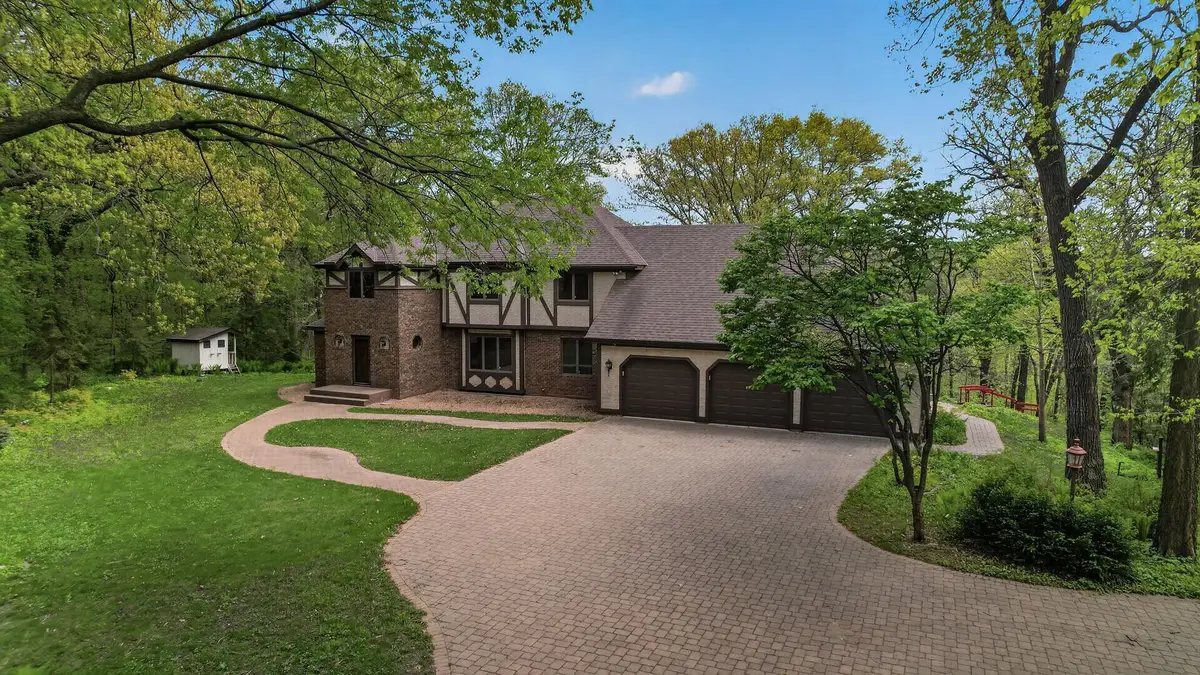 11801 Lockridge Avenue S, Hastings, MN 55033 - #1