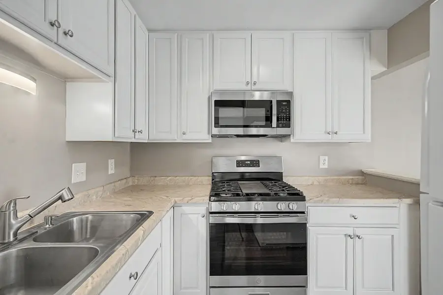 15615 27th Avenue N, Minneapolis, MN 55447 - #3