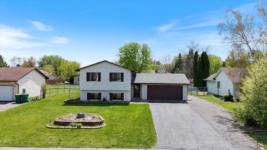 7916 Hallmark Way, Apple Valley, MN 55124 - #2
