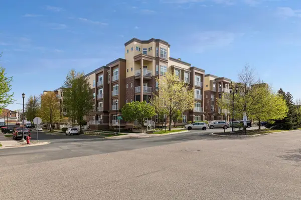2540 38th Avenue Ne #417, Minneapolis, MN 55421