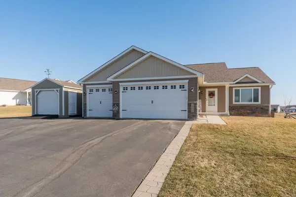 1000 Mulberry Avenue Ne, Montgomery, MN 56069